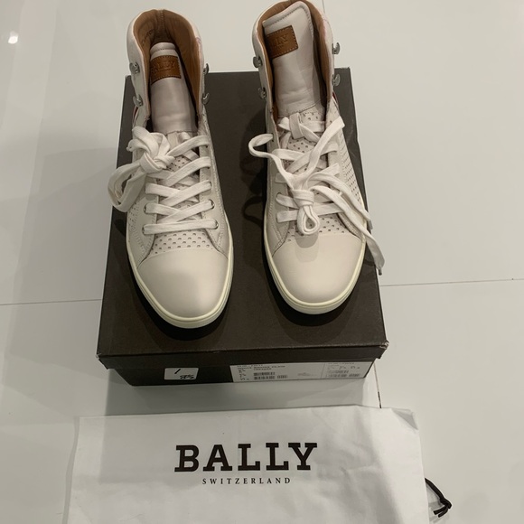 Bally size 8.5